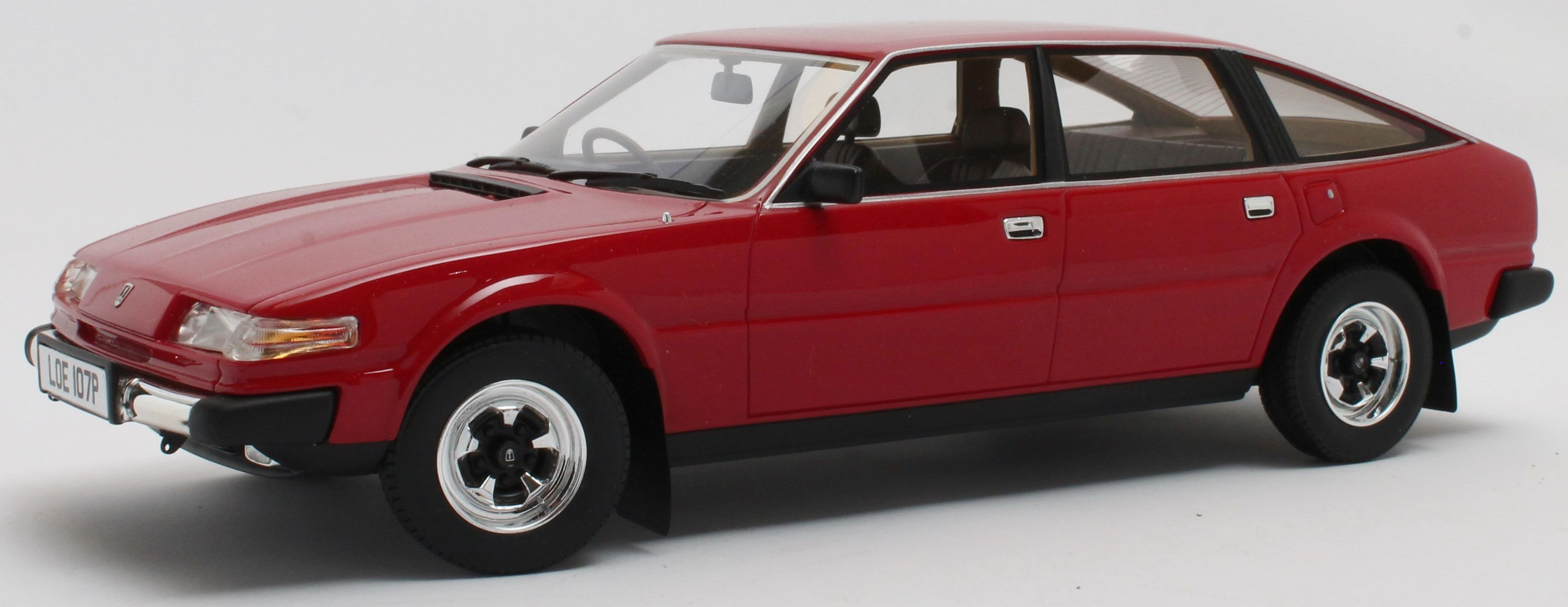 Vanguards 1/43 - Rover 3500 SE SD1 Couleur Oporto Red - Modèle Réduit Diecast Neuf